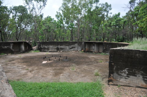 WWII Quarantine Anti Aircraft Battery Site - Foster Accommodation 0