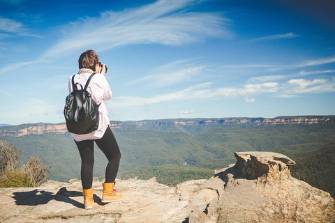 Small-Group Blue Mountains Tour With Bush Walks And Featherdale Wildlife Park - Foster Accommodation 0
