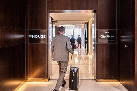 Sydney Airport Lounge - The House, Terminal 1 - Foster Accommodation 2