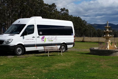 Hunter Valley Exclusive Kangaroo And Wine Tasting Experience - Foster Accommodation 5