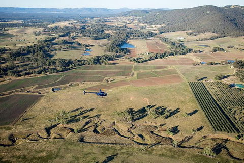 Private Helicopter Flight To Hunter Valley With A La Carte Lunch - For 2 - Foster Accommodation 2