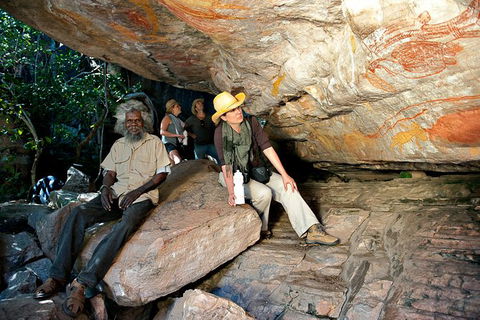 Arnhem Land Injalak Hill Full-Day Tour From Jabiru - Foster Accommodation 3