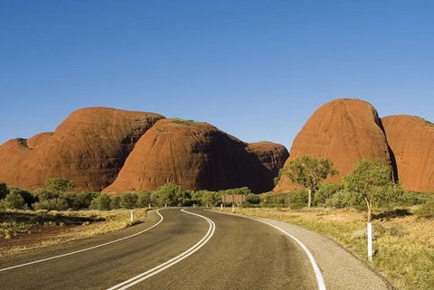 5-Hour Kata Tjuta Sunrise Tour From Ayers Rock With Breakfast - Foster Accommodation 5