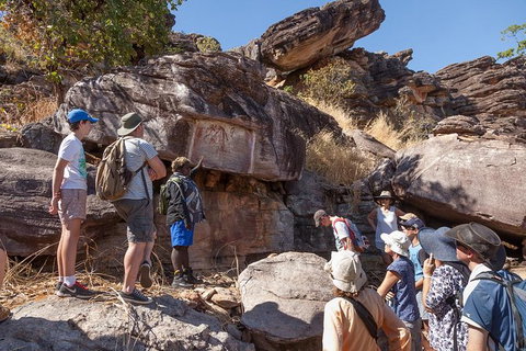 Arnhem Land Injalak Hill Full-Day Tour From Darwin - Foster Accommodation 10