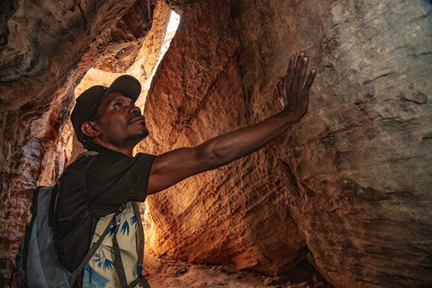 Arnhem Land Injalak Hill Full-Day Tour From Darwin - Foster Accommodation 12