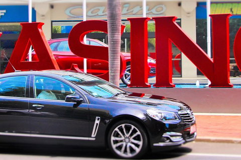 Airport Transfer - Cairns City To Airport - Foster Accommodation 0