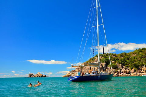 Magnetic Island Sailing BBQ Lunch Cruise - Foster Accommodation 4