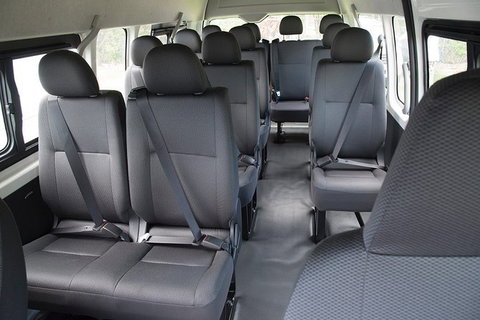 Sunshine Coast Airport Private Transfer - 13 Seat Minibus - Foster Accommodation 1