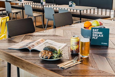 Brisbane Airport - My Lounge - Foster Accommodation 1