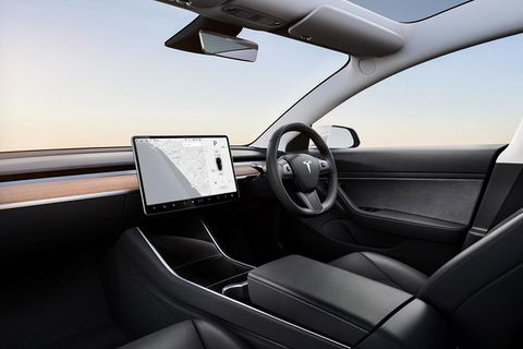 Adelaide Airport Departure Transfer In A Tesla Model3 EV - Foster Accommodation 0