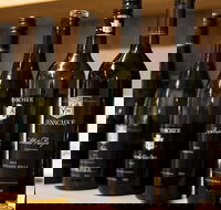 Barossa Ultimate Winery Experiences - Foster Accommodation