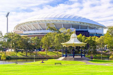 Adelaide Airport Transfers : Airport ADL To Adelaide City In Luxury Car - Foster Accommodation 8