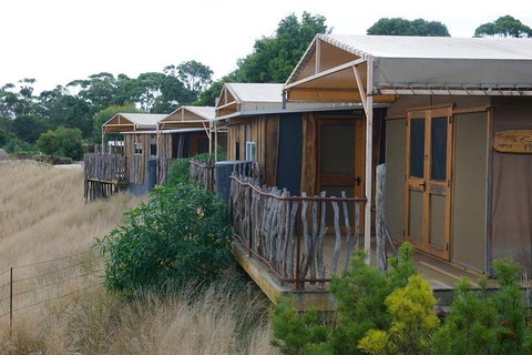 Slumber Safari At Werribee Open Range Zoo - Foster Accommodation 0
