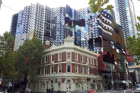 Arrival Private Transfers: Melbourne Airport MEL To Melbourne In Luxury Van - Foster Accommodation 3
