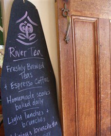 River Tea House - Foster Accommodation 0