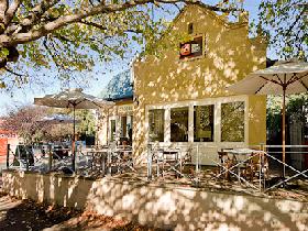 Hahndorf SA Foster Accommodation