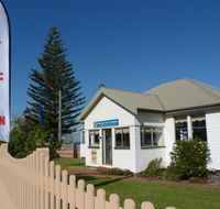 Hastings Fine Art Gallery - Foster Accommodation