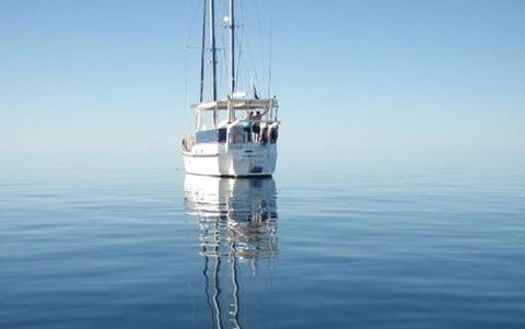 A Whitsunday Luxury Sailing Holiday - Foster Accommodation 0