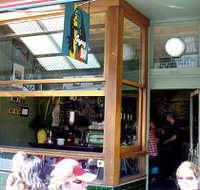Gypsy Bar - Foster Accommodation