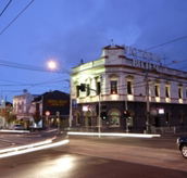 Arcadia Hotel - Foster Accommodation