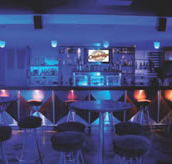 Cambridge Balcony Bar - Foster Accommodation