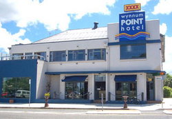 Wynnum Point Hotel - Foster Accommodation 1