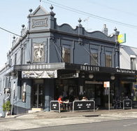 The Monkey Bar - Foster Accommodation