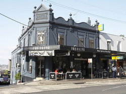 The Monkey Bar - Foster Accommodation 0
