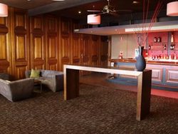 Daveys Hotel - Foster Accommodation 2