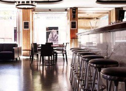 Martin Place Bar - Foster Accommodation 1