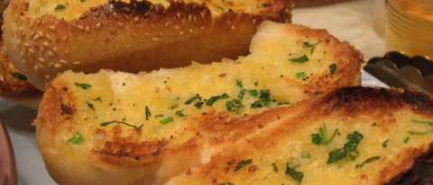 Orlando's Italian Ristorante Pizzeria - Foster Accommodation 2