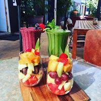 Georges Steak & Seafood Restaurant - Foster Accommodation 2