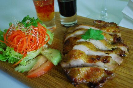 Summeries Authentic Thai Cuisine - Foster Accommodation 1