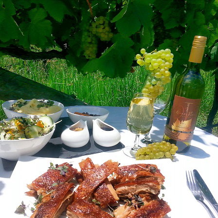 Oceanview Estate Winery / Restaurant - Foster Accommodation 5