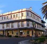 The Grand Hotel - Kiama - Foster Accommodation