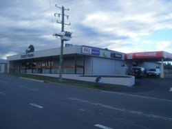 Black Stallion Hotel - Foster Accommodation 0