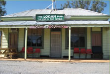 The Logan Pub - Foster Accommodation 0
