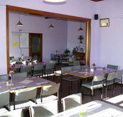 The Bridge Hotel Forth - Foster Accommodation