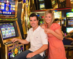 Vegas In Paradise - Foster Accommodation 2