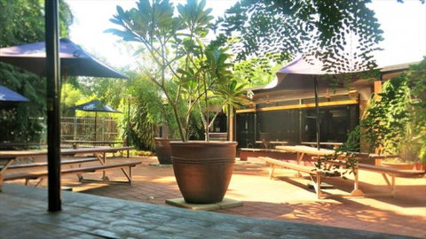 Rum Jungle Tavern - Foster Accommodation 2