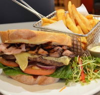 Kobe Restaurant - Foster Accommodation
