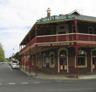 Ryans Hotel - Foster Accommodation