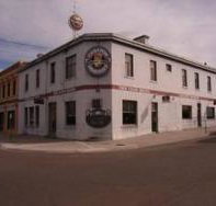 Club Hotel Bairnsdale - Foster Accommodation