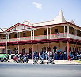 Royal Hotel Adelong - Foster Accommodation