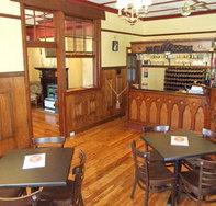 The Altar at Beaufort House - Foster Accommodation