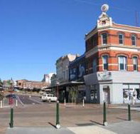 Robin Hood Hotel - Foster Accommodation