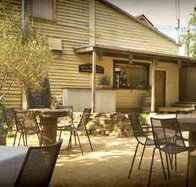 The Cosmopolitan Hotel - Foster Accommodation