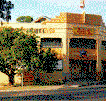 Royal Hotel Drouin - Foster Accommodation
