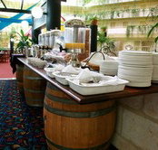 Alexanders Restaurant - Lord Forrest Hotel - Foster Accommodation