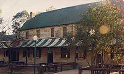Settlers Arms Inn - Foster Accommodation 1